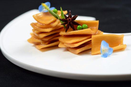 YUE Chinese Restaurant